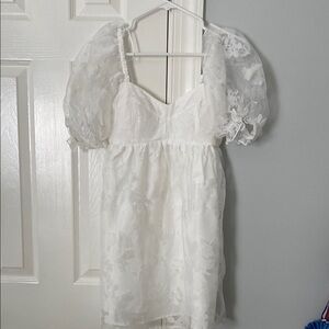 Elegant White Puff Sleeve Dress
